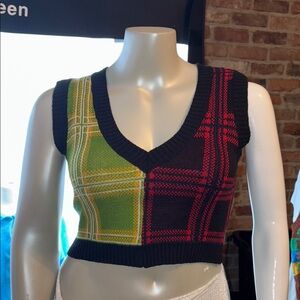 Rue21 Green and Red Fitted Crop Tank Top